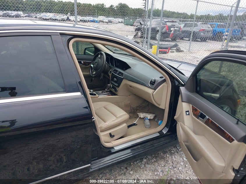 2012 MERCEDES-BENZ C 250 VIN: WDDGF4HB9CR194933