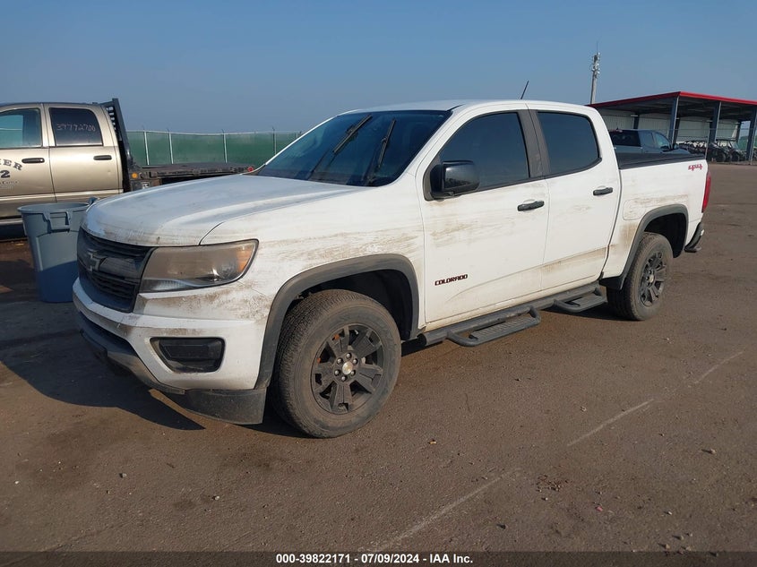 VIN 1GCGTCEN6J1141713 2018 CHEVROLET COLORADO LT