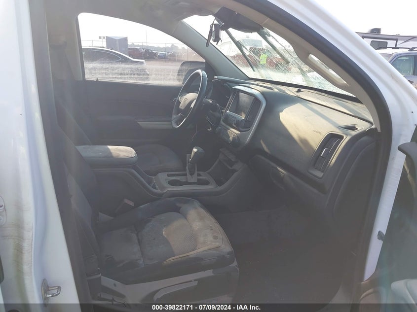 VIN 1GCGTCEN6J1141713 2018 CHEVROLET COLORADO LT