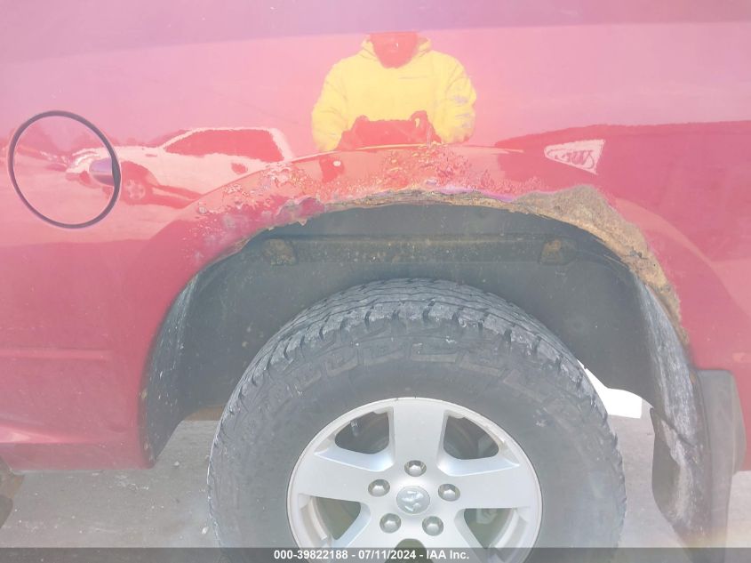 2010 Dodge Ram 1500 Slt/Sport/Trx VIN: 1D7RV1CTXAS120811 Lot: 39822188