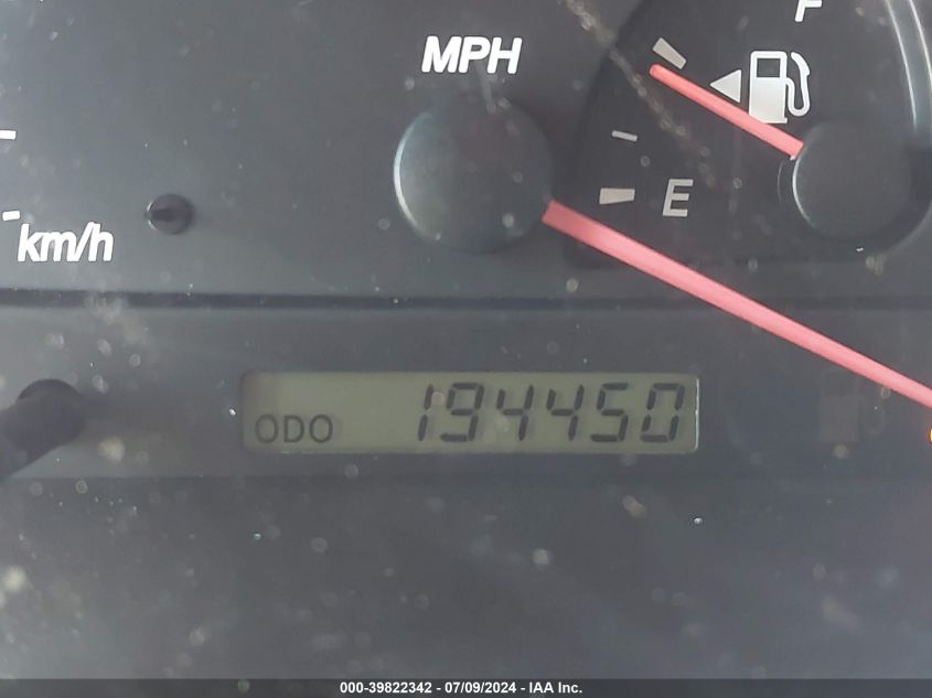 2004 Toyota Camry Le VIN: 4T1BE32K84U863410 Lot: 39822342