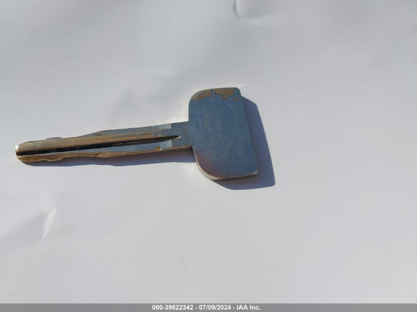 2004 Toyota Camry Le VIN: 4T1BE32K84U863410 Lot: 39822342