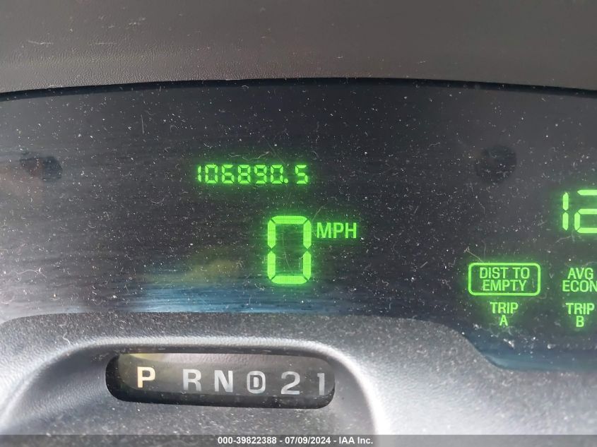 1999 Ford Crown Victoria Lx VIN: 2FAFP74W1XX184833 Lot: 39822388