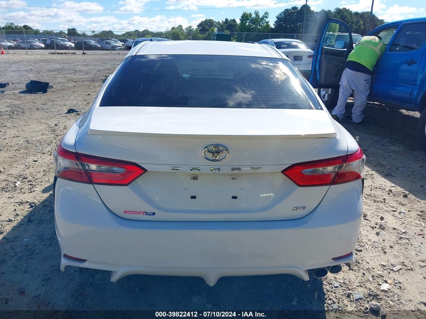 2018 TOYOTA CAMRY SE - JTNB11HK9J3028425