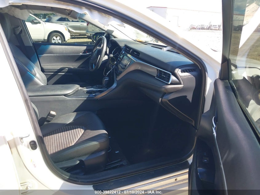 2018 TOYOTA CAMRY SE - JTNB11HK9J3028425