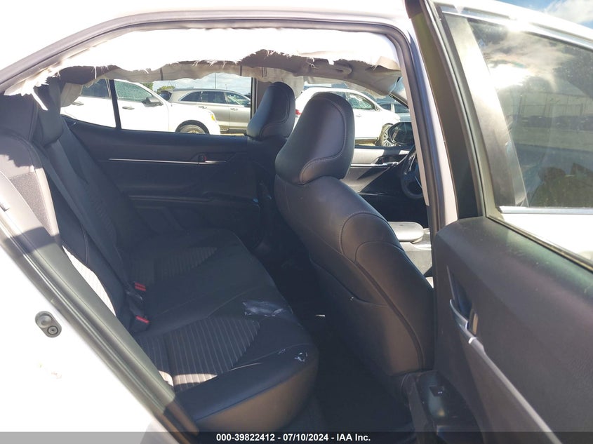 2018 TOYOTA CAMRY SE - JTNB11HK9J3028425