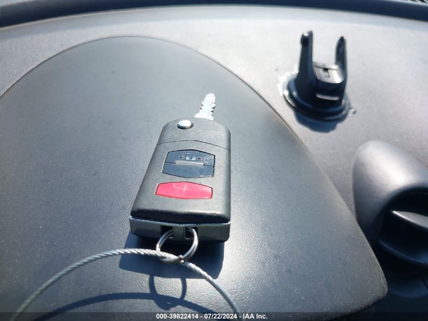 2011 Mazda Mazda2 Touring VIN: JM1DE1HZ1B0126558 Lot: 39822414