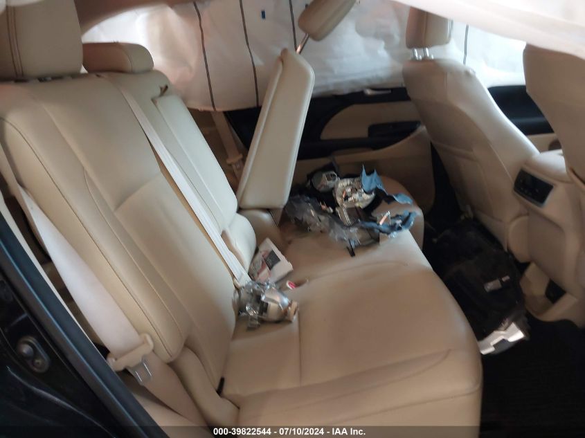 2018 Toyota Highlander Se/Xle VIN: 5TDJZRFH2JS489107 Lot: 39822544