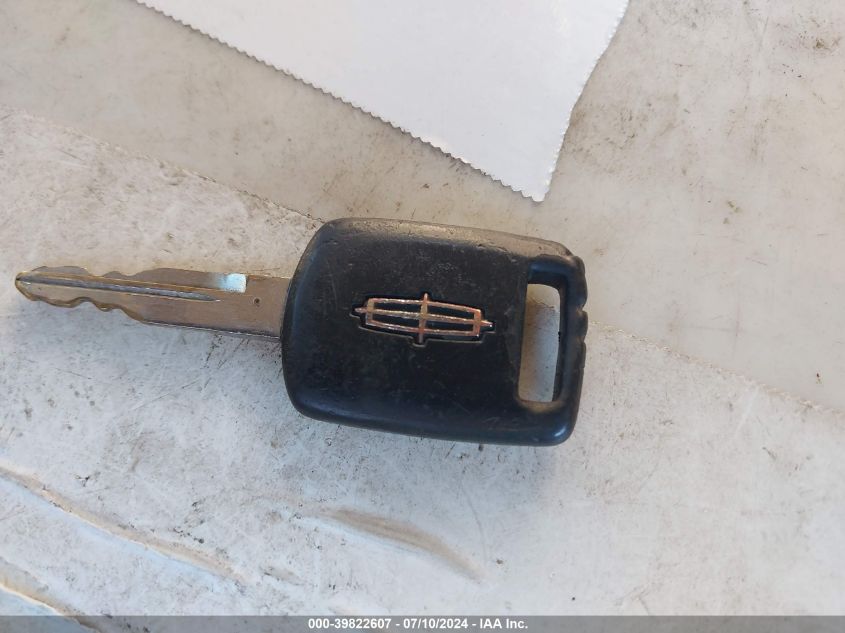 2007 Lincoln Navigator Ultimate VIN: 5LMFU27537LJ14670 Lot: 39822607