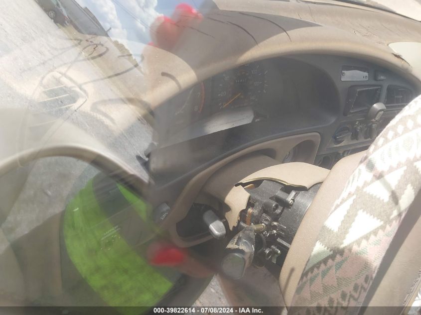 1995 Toyota Camry Le VIN: 4T1SK12E4SU519917 Lot: 39822614