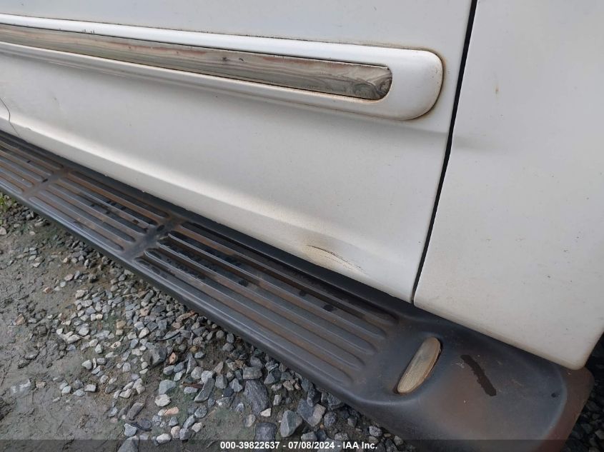 2001 Ford Expedition Xlt VIN: 1FMRU15W31LA88973 Lot: 39822637