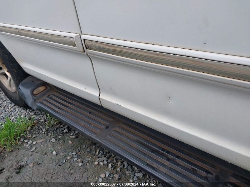 2001 Ford Expedition Xlt VIN: 1FMRU15W31LA88973 Lot: 39822637