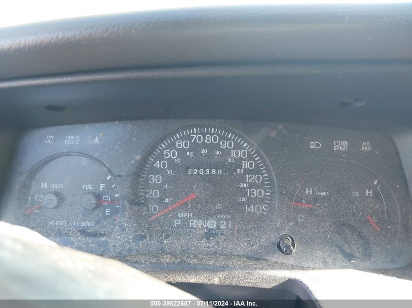 2005 Ford Crown Victoria Police VIN: 2FAFP71W45X135658 Lot: 39822687