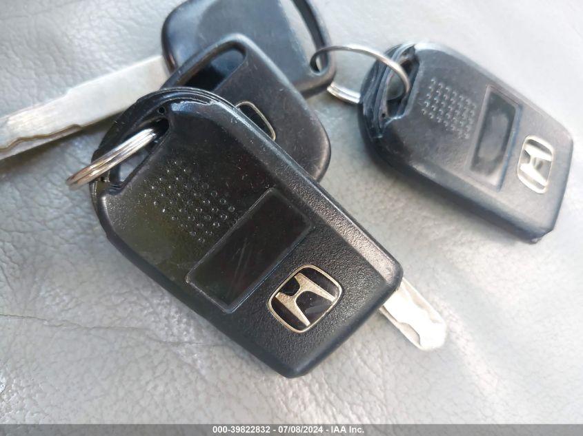 2007 Honda Odyssey Touring VIN: 5FNRL38807B117261 Lot: 39822832