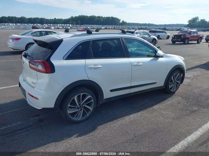 2017 Kia Niro Touring VIN: KNDCE3LC8H5043926 Lot: 39822980