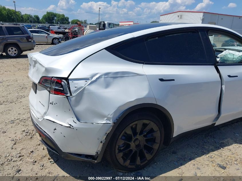 2021 Tesla Model Y Long Range Dual Motor All-Wheel Drive VIN: 5YJYGDEE2MF212335 Lot: 39822997