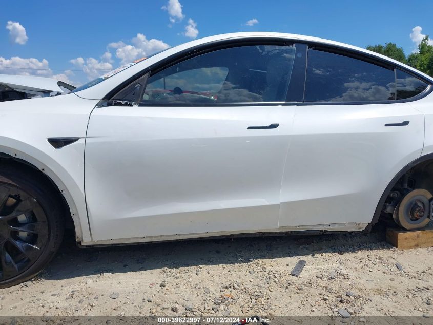 2021 Tesla Model Y Long Range Dual Motor All-Wheel Drive VIN: 5YJYGDEE2MF212335 Lot: 39822997