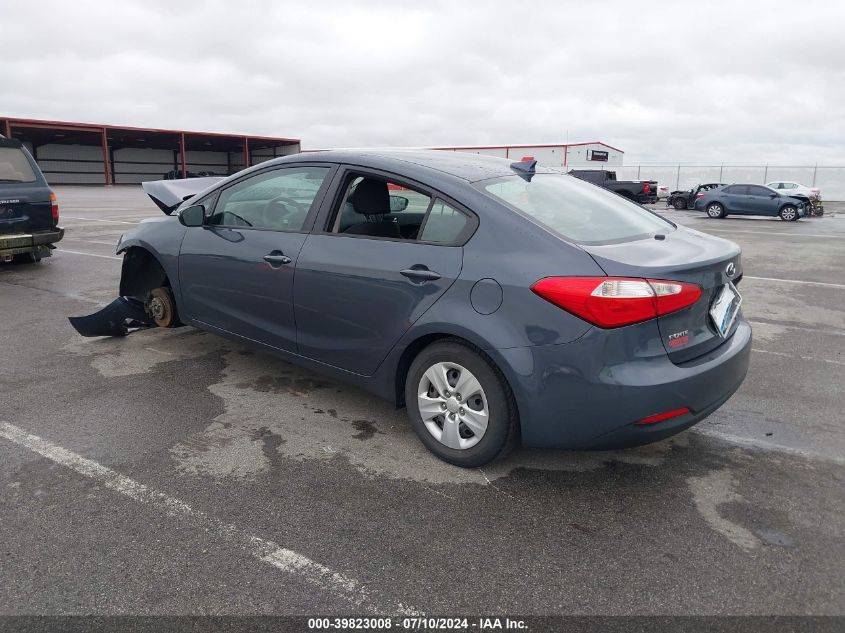 VIN KNAFX4A65F5313831 2015 KIA Forte, LX no.3