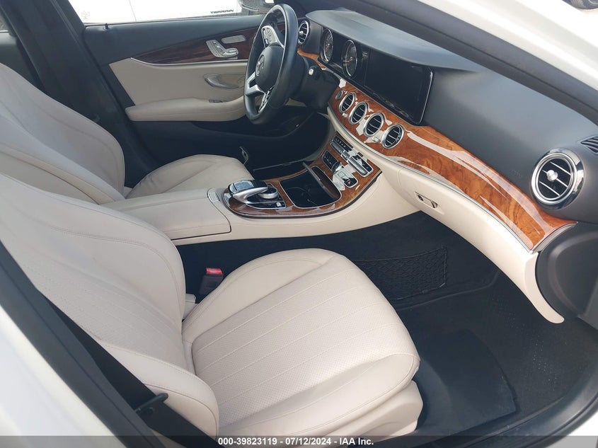 2019 MERCEDES-BENZ E 300 VIN: WDDZF4JB4KA508617