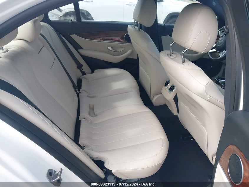 2019 MERCEDES-BENZ E 300 VIN: WDDZF4JB4KA508617