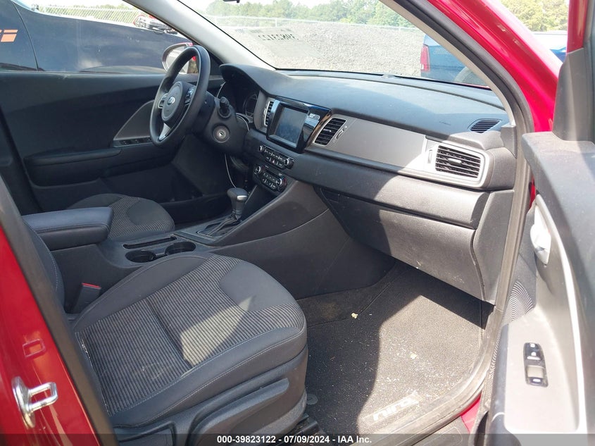 2018 Kia Niro Fe VIN: KNDCB3LC7J5113639 Lot: 39823122