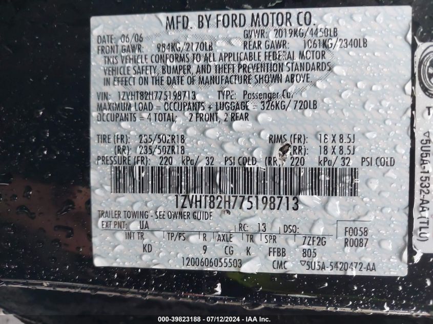2007 Ford Mustang Gt Deluxe/Gt Premium VIN: 1ZVHT82H775198713 Lot: 39823188