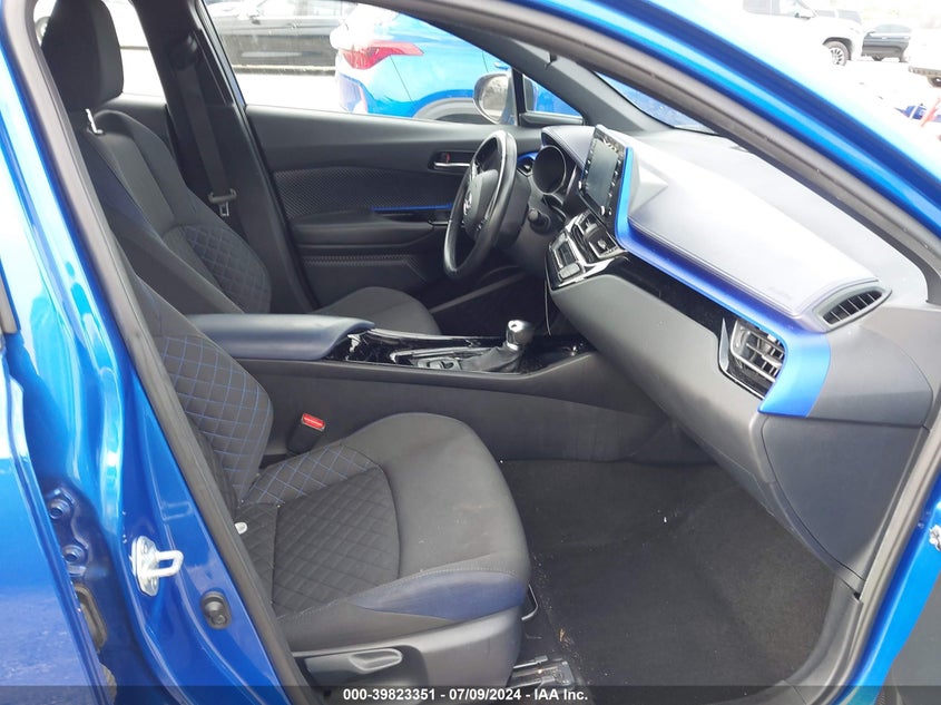 2020 Toyota C-Hr Xle/Le/Limited VIN: NMTKHMBX3LR105764 Lot: 39823351