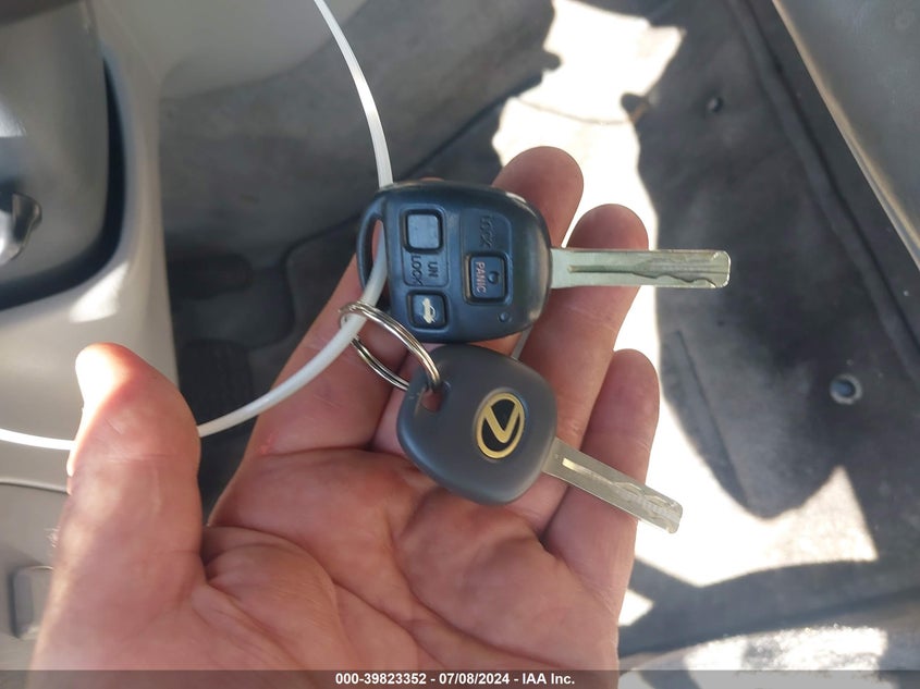 2006 Lexus Es 330 VIN: JTHBA30G165156367 Lot: 39823352