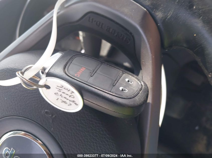 2019 Jeep Cherokee Latitude Plus Fwd VIN: 1C4PJLLX1KD331767 Lot: 39823377