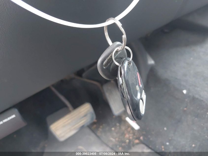 2001 GMC Sierra 1500 Sl/Sle VIN: 1GTEC19V01E321218 Lot: 39823405