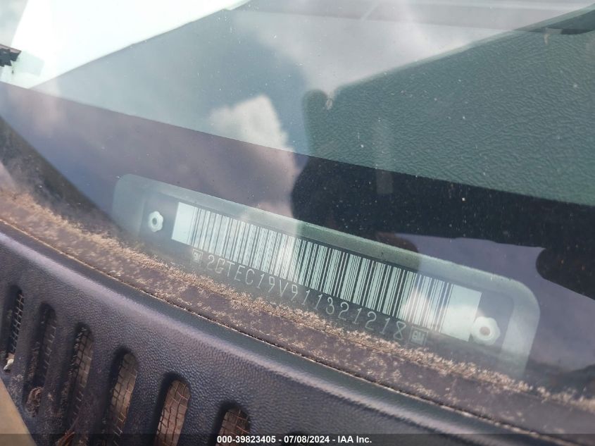 2001 GMC Sierra 1500 Sl/Sle VIN: 1GTEC19V01E321218 Lot: 39823405