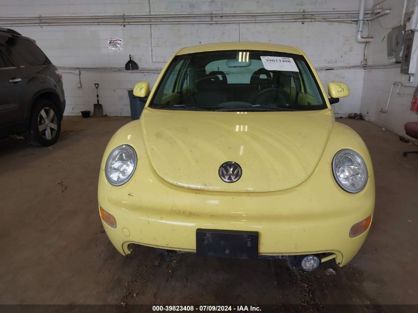 2000 Volkswagen New Beetle Gls VIN: 3VWCA21C7YM421752 Lot: 39823408