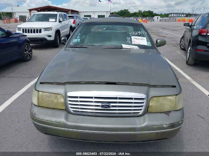 2002 Ford Crown Victoria Standard VIN: 2FAFP73W02X160131 Lot: 39823453