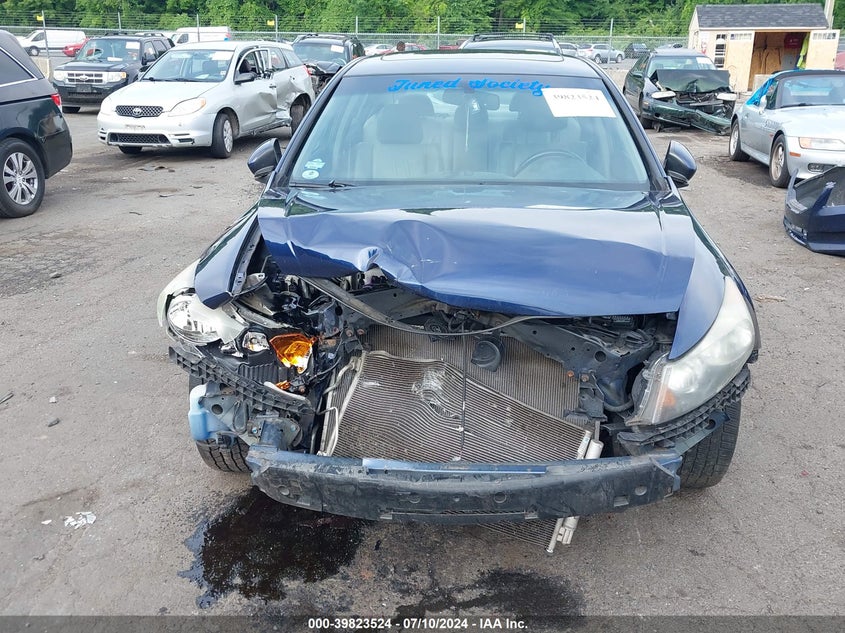 2011 Honda Accord Exl VIN: 1HGCP2F88BA000375 Lot: 39823524