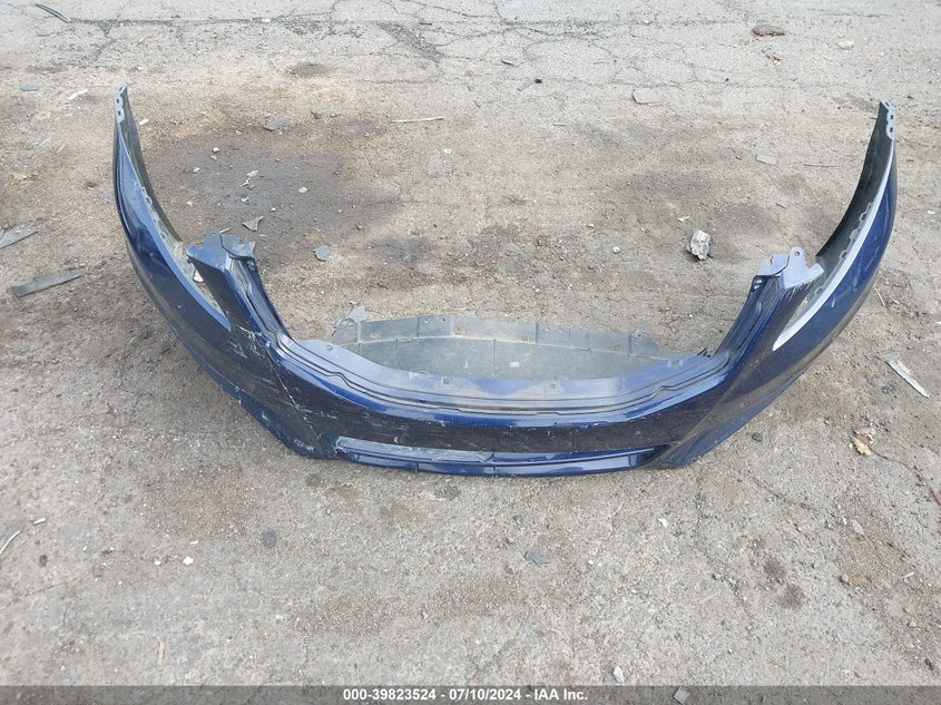 2011 Honda Accord Exl VIN: 1HGCP2F88BA000375 Lot: 39823524