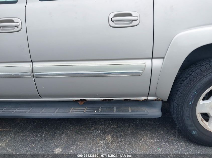 2005 Chevrolet Suburban 1500 Lt VIN: 1GNFK16Z05J128098 Lot: 39823650