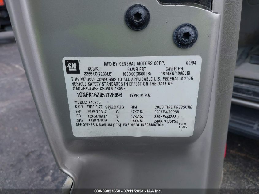 2005 Chevrolet Suburban 1500 Lt VIN: 1GNFK16Z05J128098 Lot: 39823650