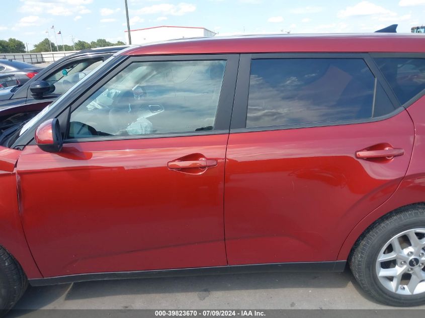 2022 Kia Soul Lx VIN: KNDJ23AU0N7828520 Lot: 39823670