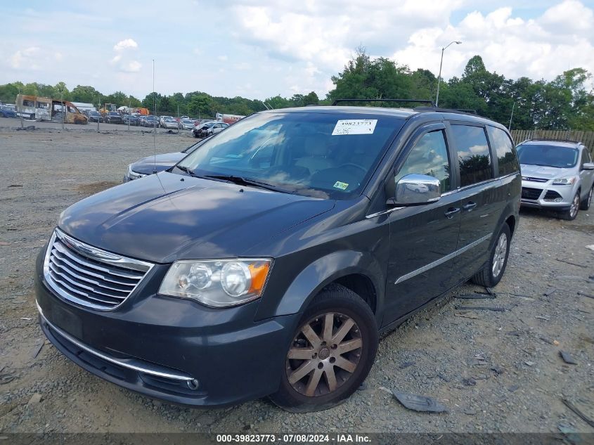 2A4RR8DG1BR610530 2011 Chrysler Town & Country Touring-L