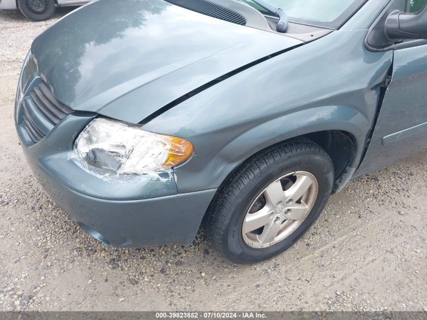 2005 Dodge Grand Caravan Sxt VIN: 2D4GP44L55R157626 Lot: 39823852