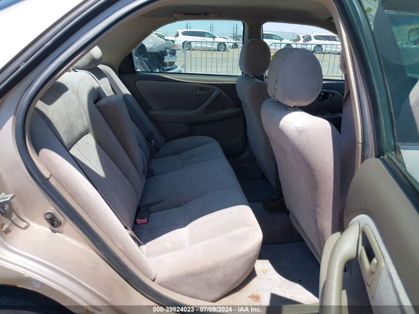 1999 Toyota Camry Le VIN: 4T1BG22K3XU438962 Lot: 39824023