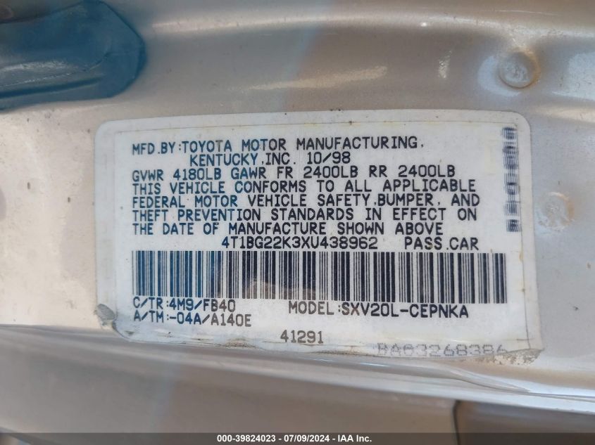 1999 Toyota Camry Le VIN: 4T1BG22K3XU438962 Lot: 39824023