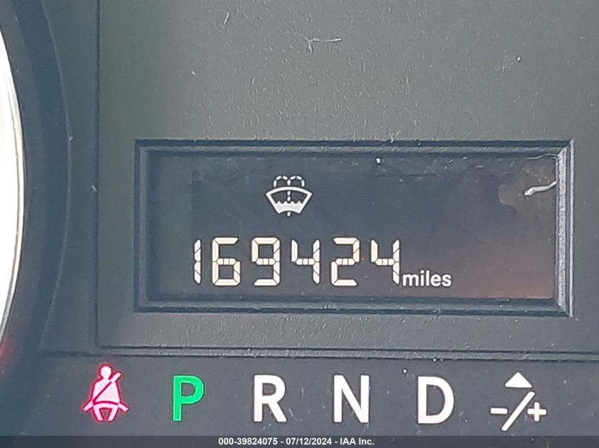 2015 Chrysler Town & Country Lx VIN: 2C4RC1AG5FR677592 Lot: 39824075