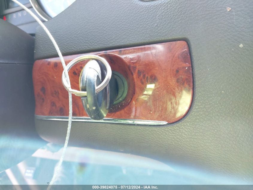 2015 Chrysler Town & Country Lx VIN: 2C4RC1AG5FR677592 Lot: 39824075