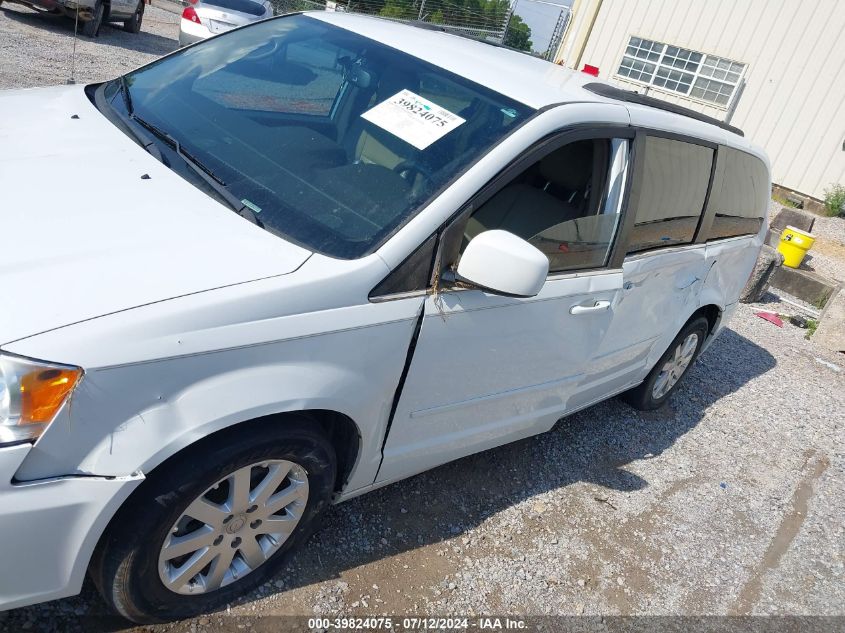 2015 Chrysler Town & Country Lx VIN: 2C4RC1AG5FR677592 Lot: 39824075