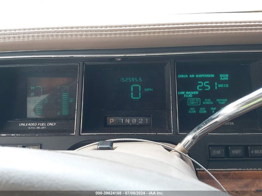 1993 Lincoln Town Car Signature/Jack Nicklaus VIN: 1LNLM82W7PY778451 Lot: 39824188