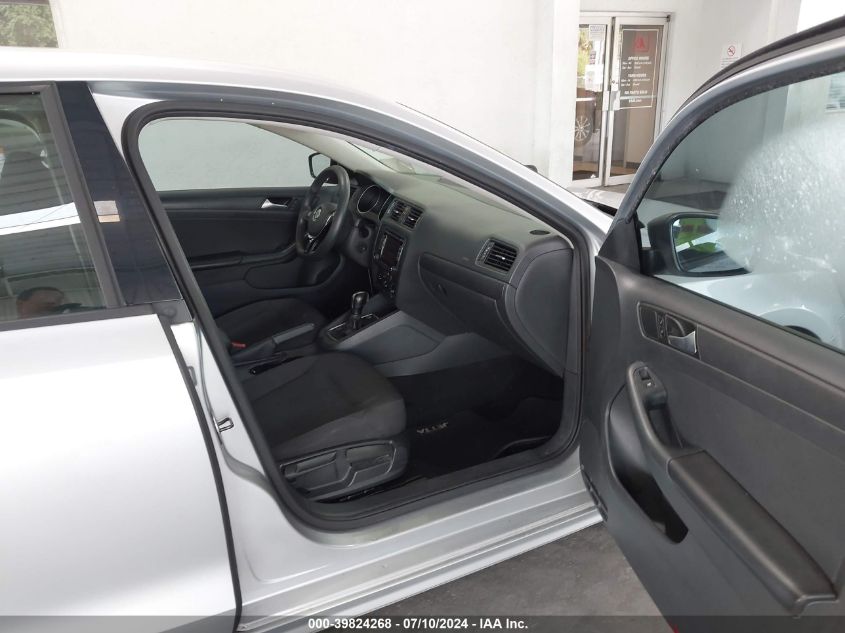 3VW2K7AJ7FM201819 | 2015 VOLKSWAGEN JETTA