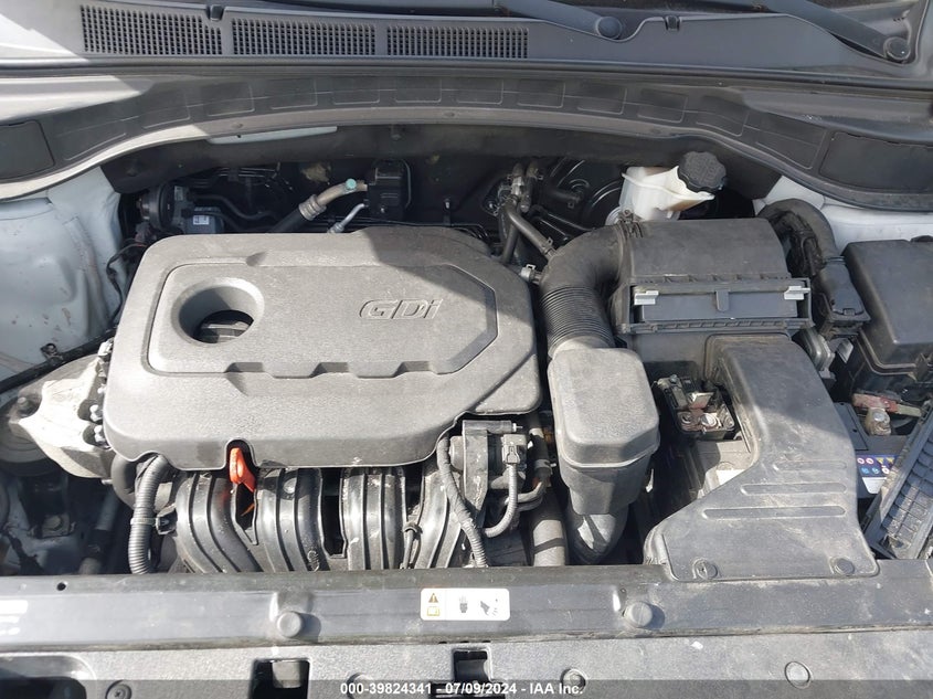 2017 Hyundai Santa Fe Sport 2.4L VIN: 5XYZTDLB1HG465749 Lot: 39824341