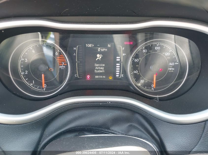 2018 Jeep Cherokee Latitude Plus Fwd VIN: 1C4PJLLB6JD574476 Lot: 39824405