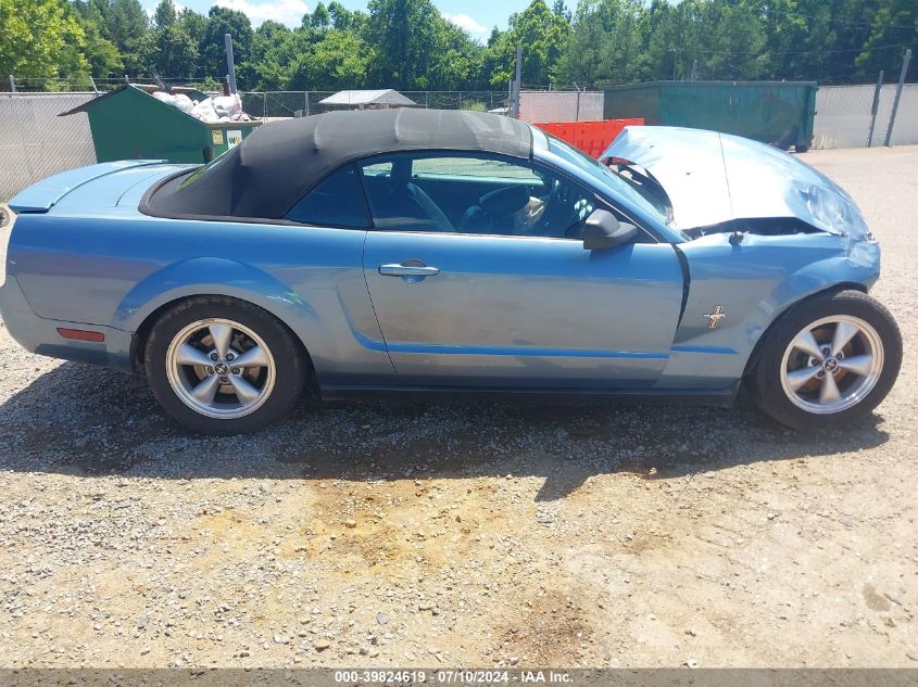 2007 Ford Mustang V6 Deluxe/V6 Premium VIN: 1ZVFT84N675272553 Lot: 39824619